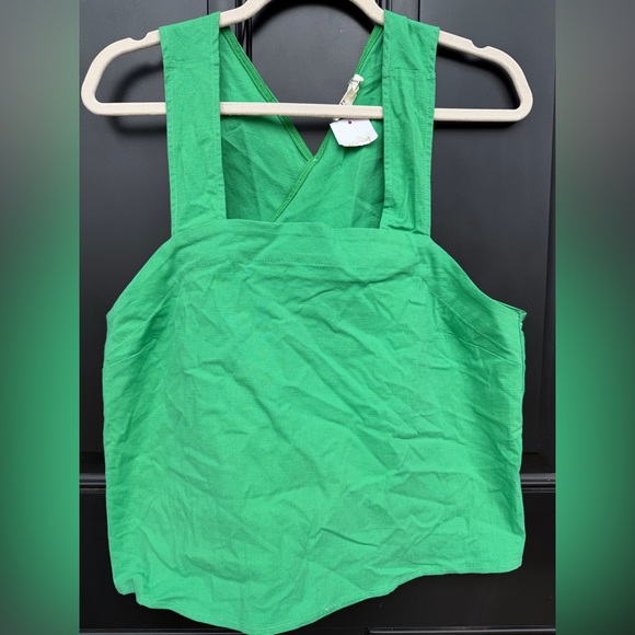 Tops - Women’s Back Detailed Green Sleeveless Top